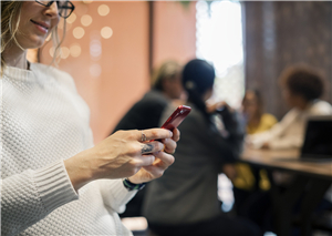 Gefährliche Sexting-Seiten, die Eltern kennen sollten