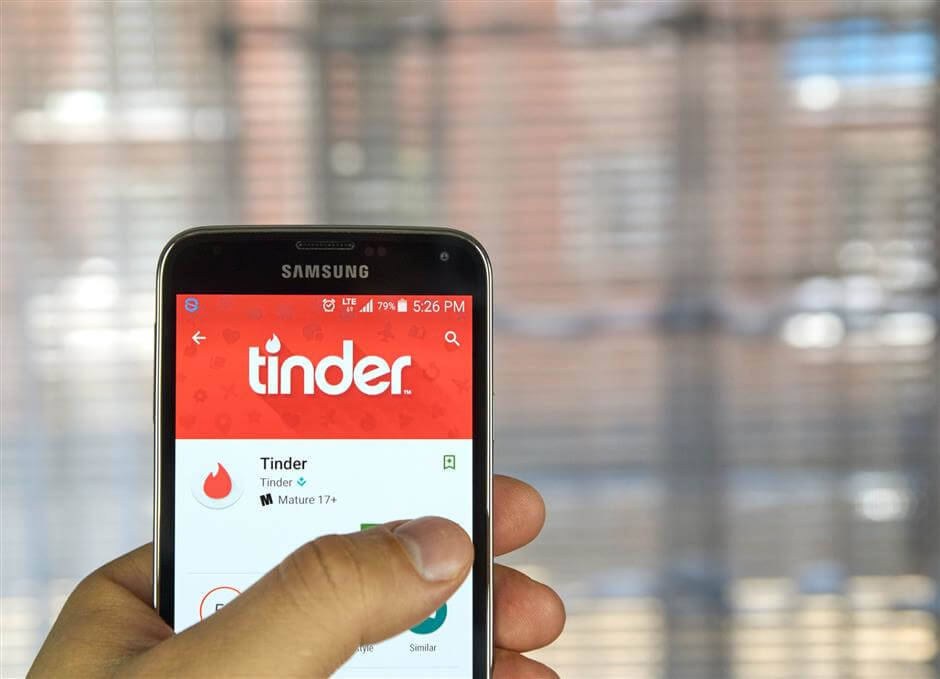 Tinder for Teens: Parents Must Know for Their Kids