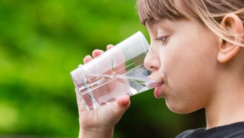 Solution to Childhood Obesity - Drinnk More Water