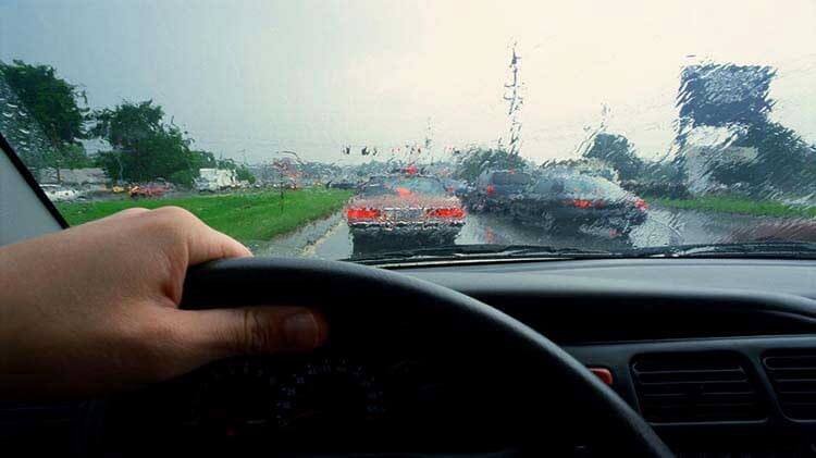 driving in rain safety tips - use the wiper