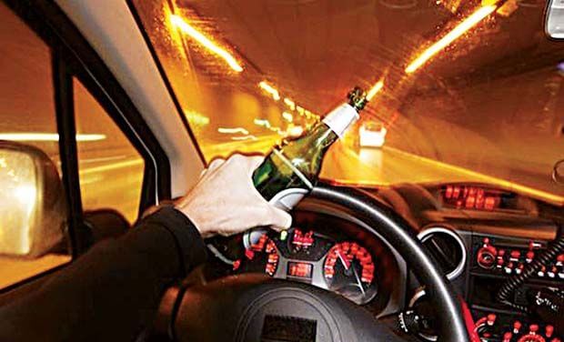 teen drinking and driving - teens following parentes