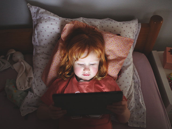 side effects of too much screen time for kids obesity