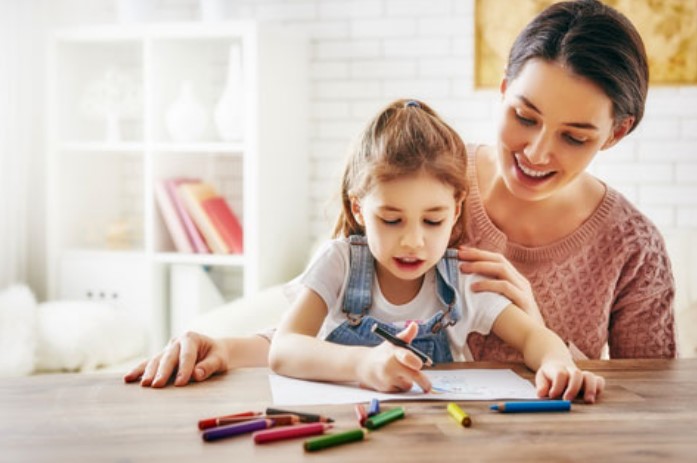 parentalité douce entre mère et fille 