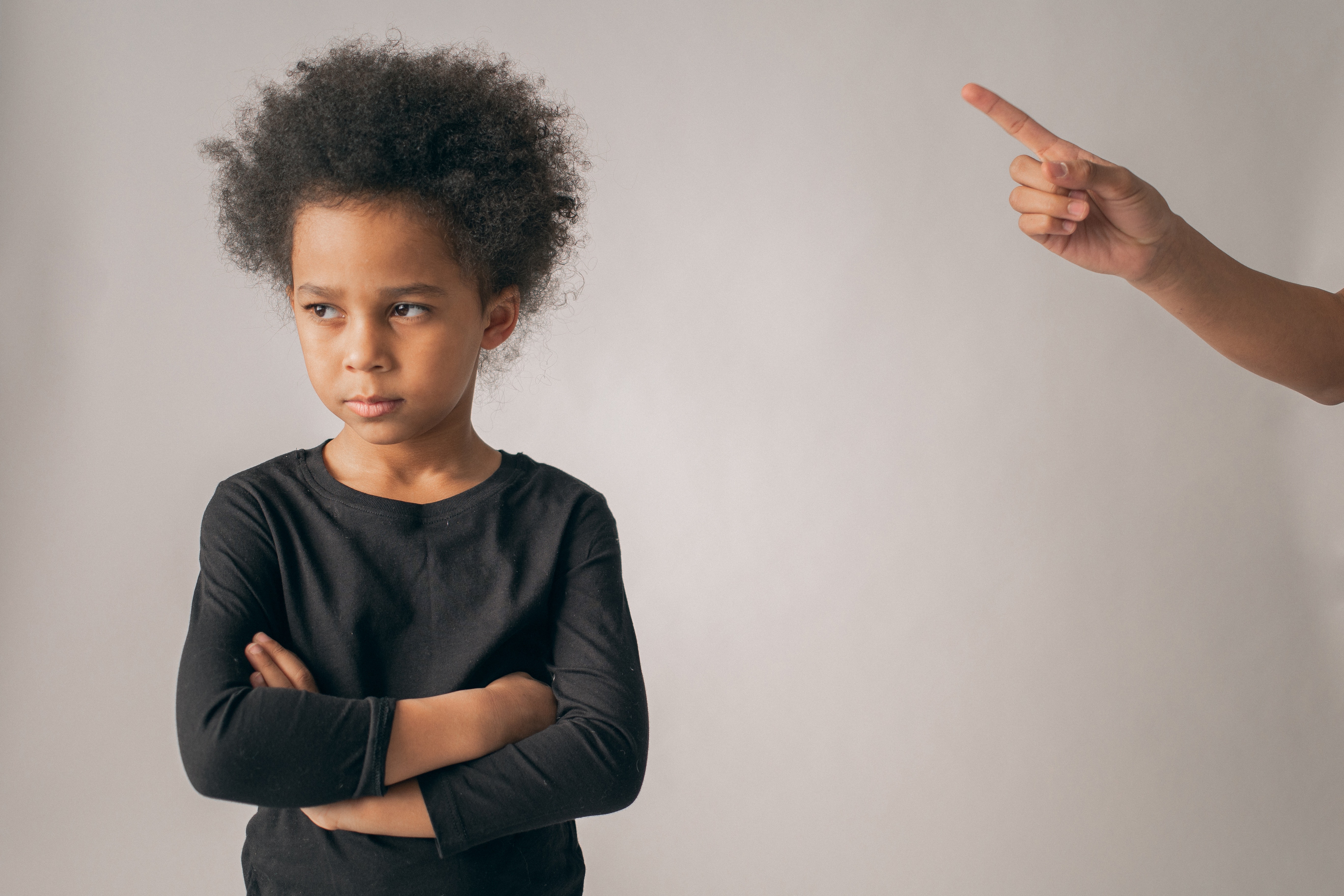 enfant discipliné 