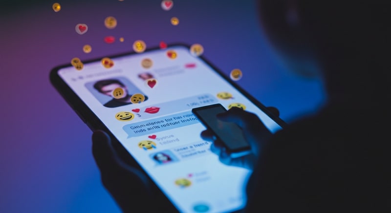 why kids choose whatsapp sexting